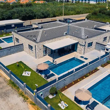 Hotell Zora Beyaz Tas Villalari Fethiye