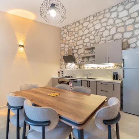 Zora Beyaz Tas Villalari * Fethiye