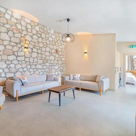 Zora Beyaz Tas Villalari Fethiye