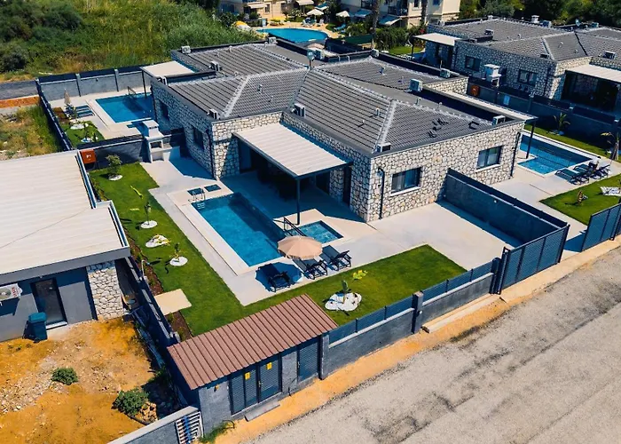 Zora Beyaz Tas Villalari 호텔 *