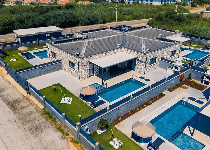 호텔 Zora Beyaz Tas Villalari 페티예